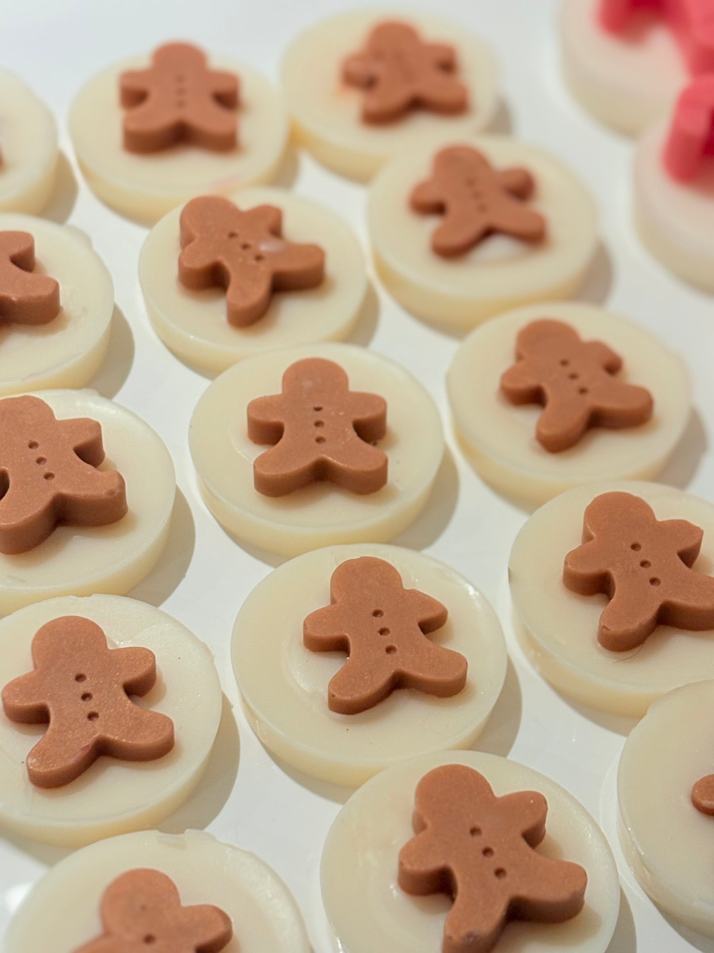 Gingerbread wax tart