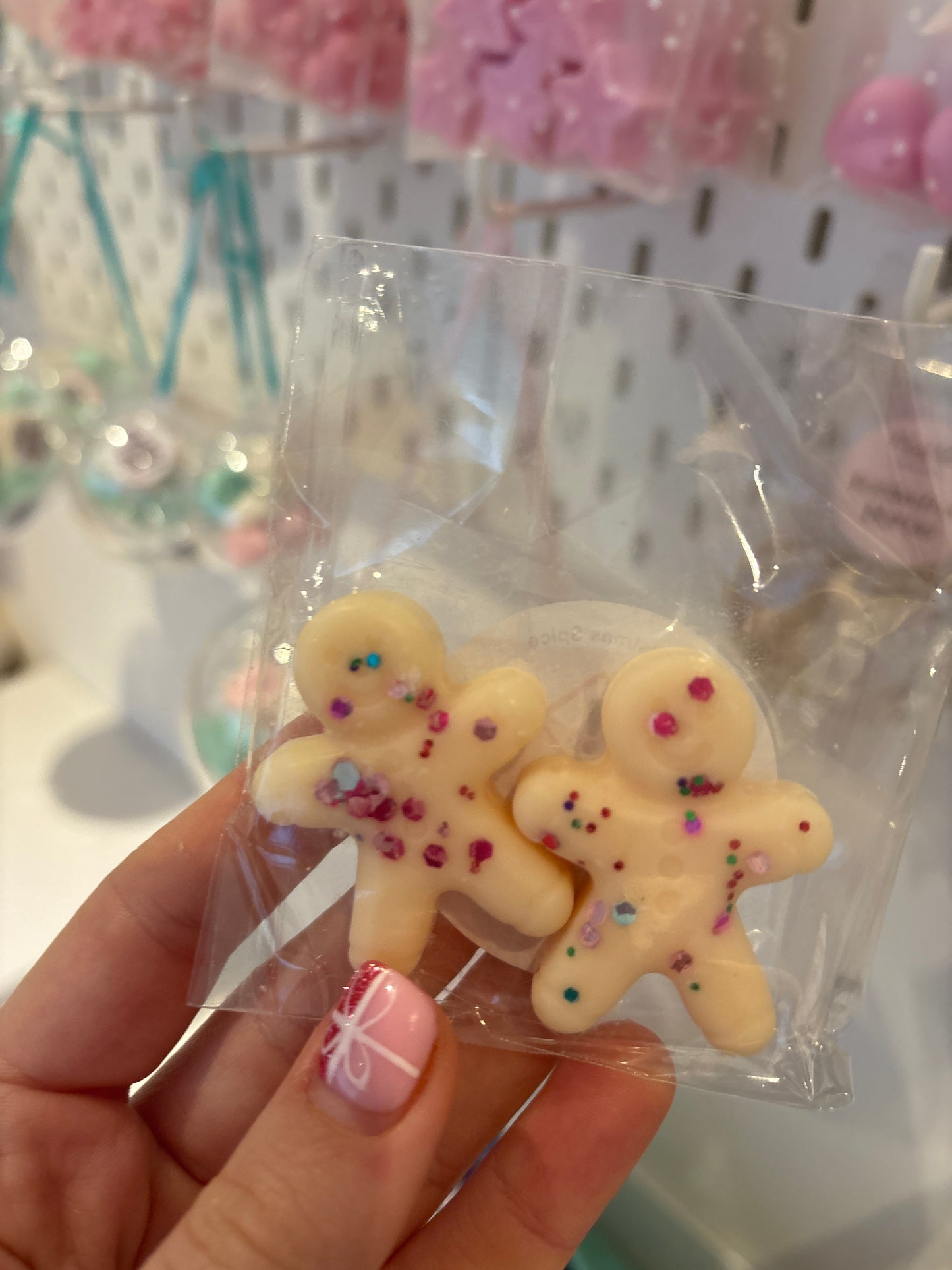 Gingerbread men wax melts