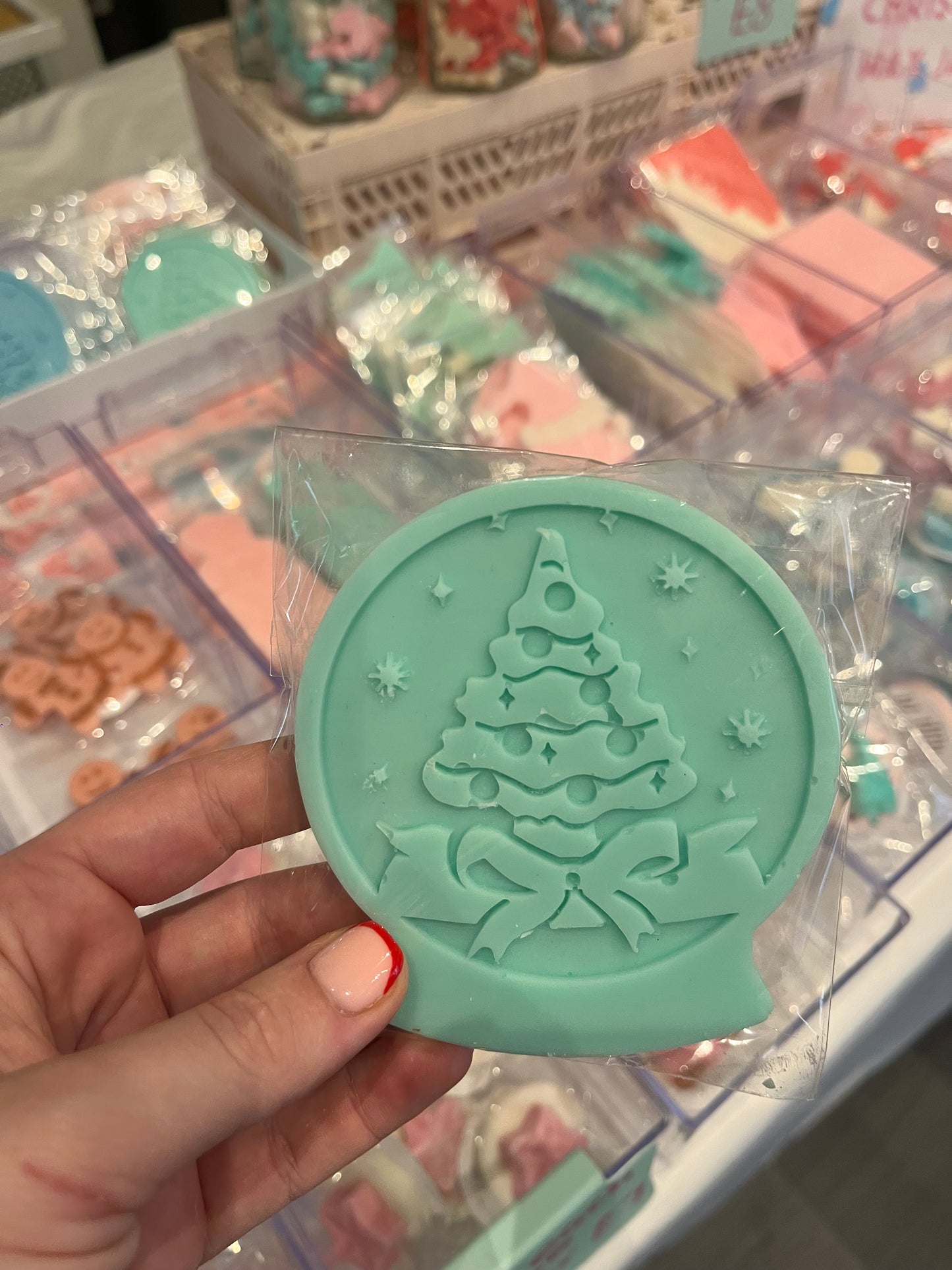 large globe wax melt
