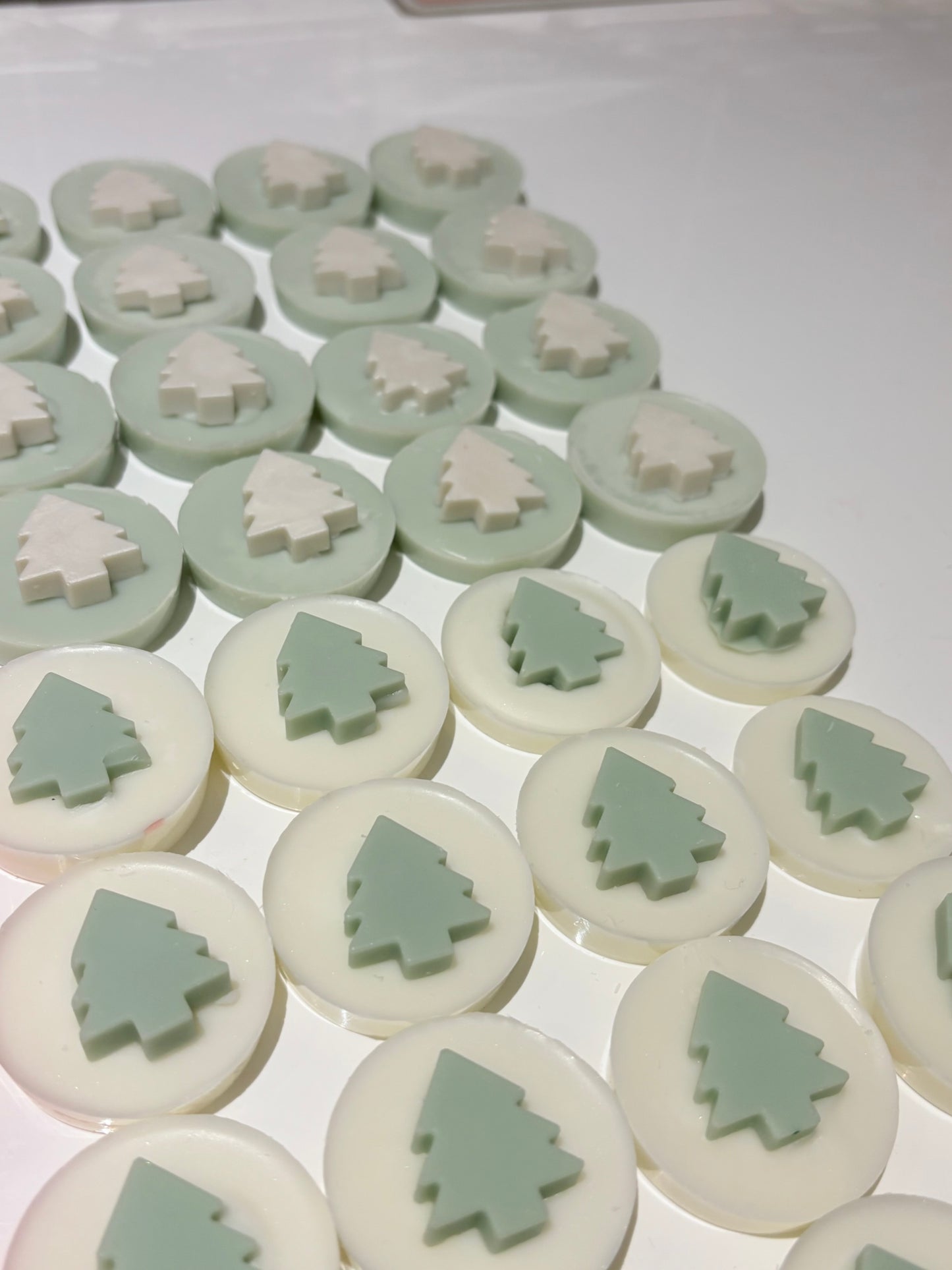 Snowkissed lodge wax tart