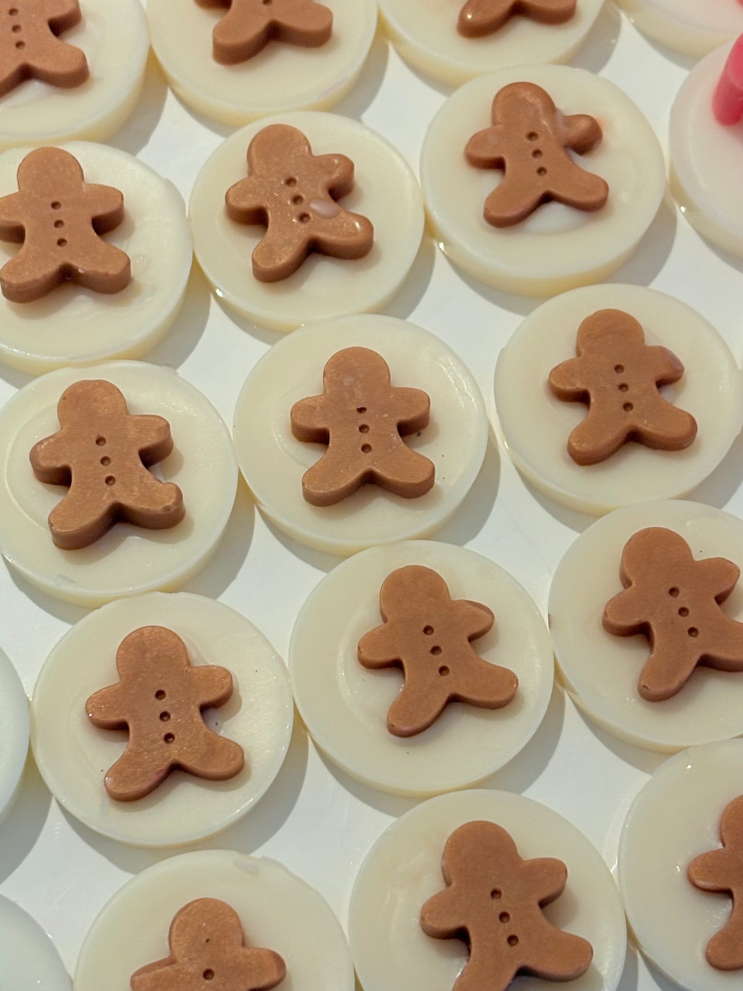 Gingerbread wax tart