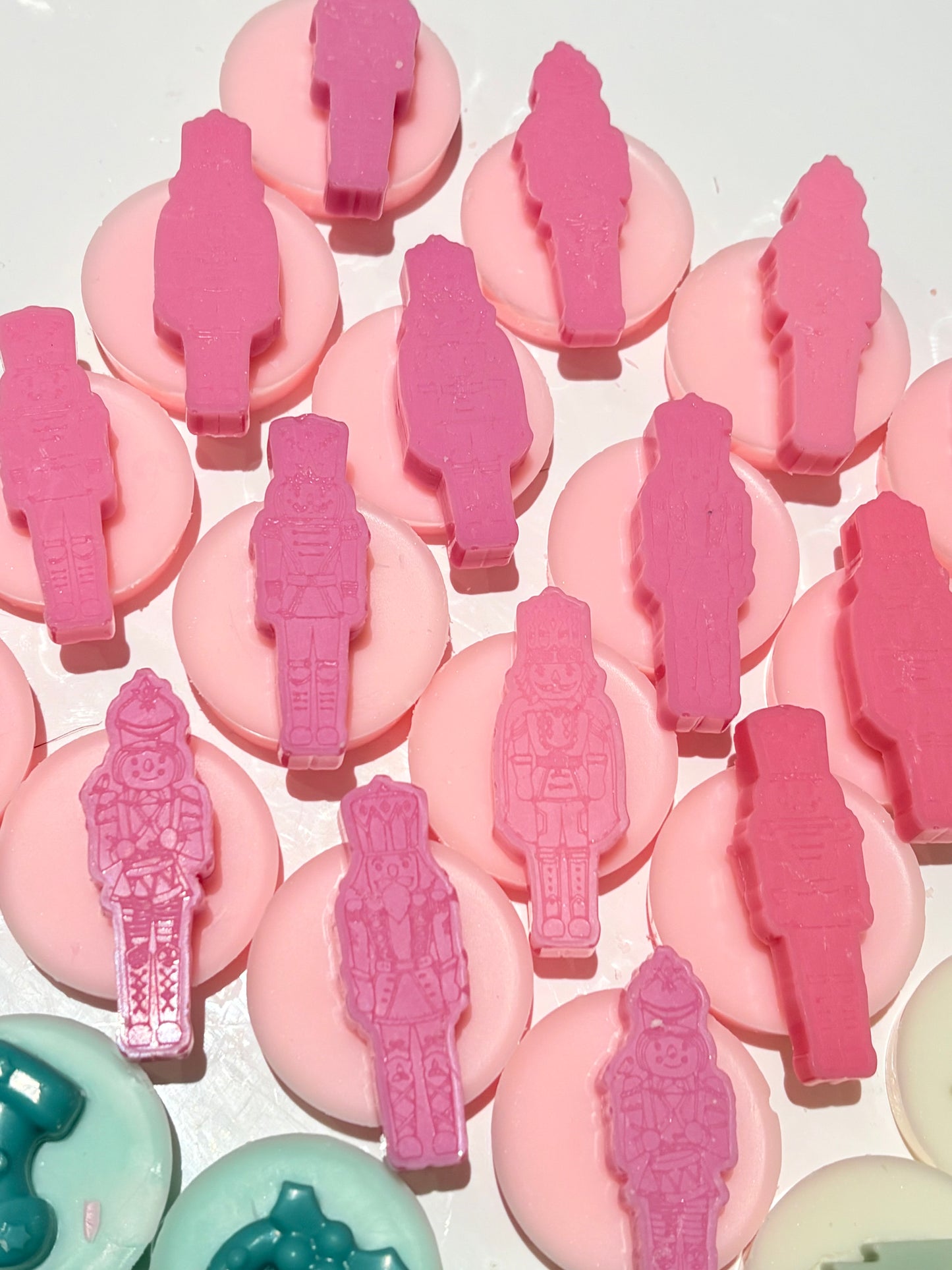 Frosted Sugarplum wax tart