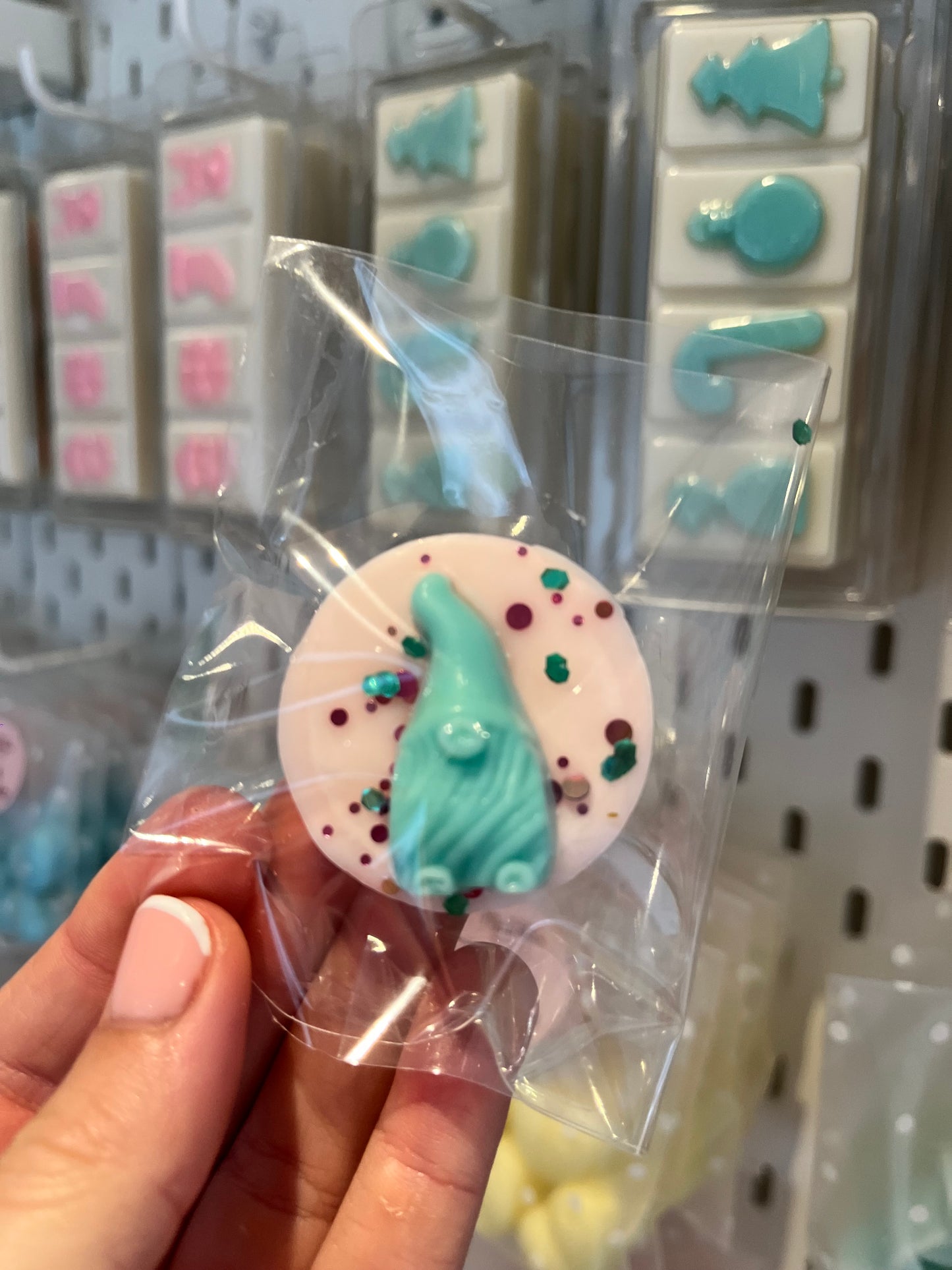 Mint Bleu gonk wax tart