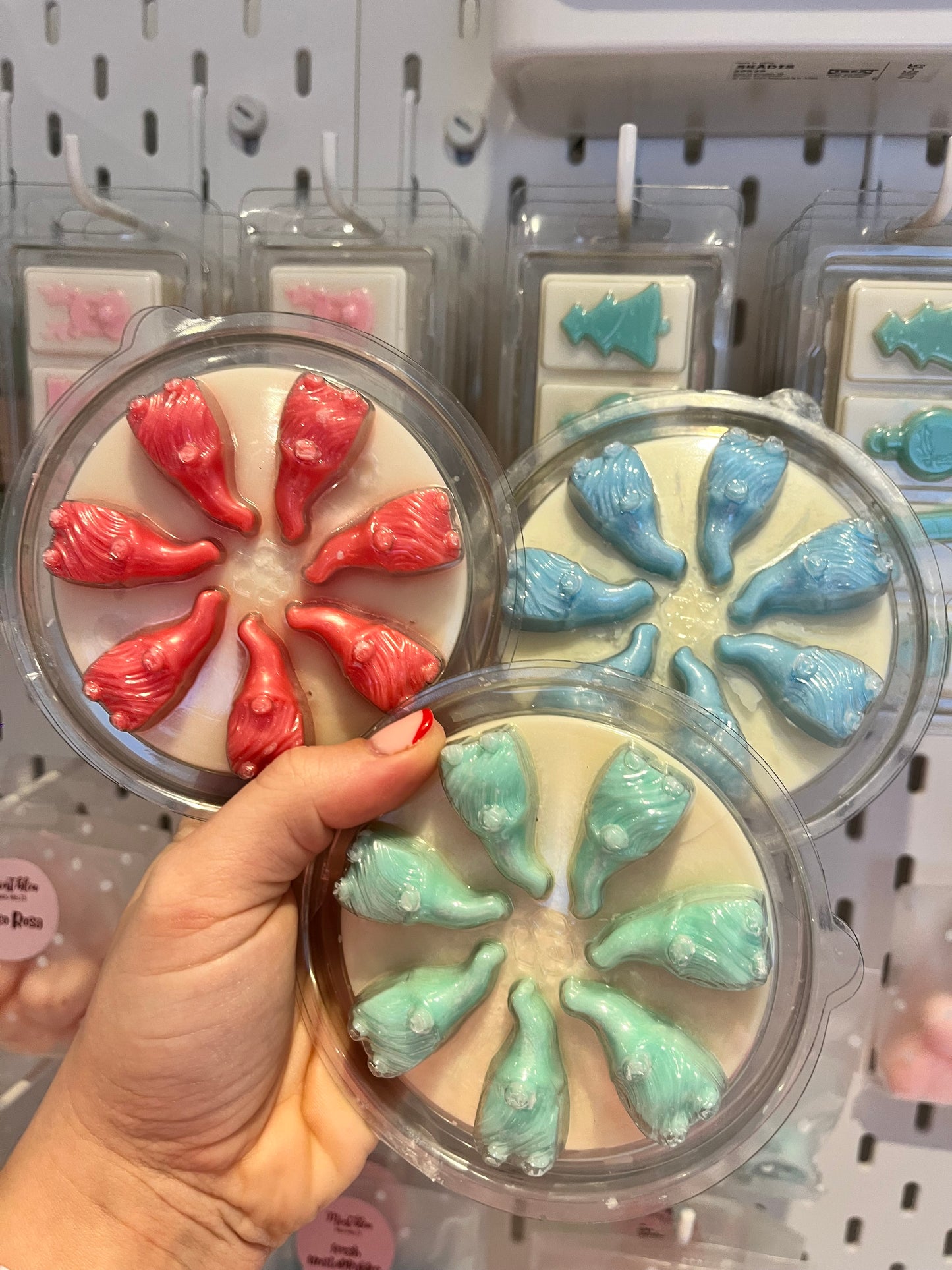 Gonk wax clamshells