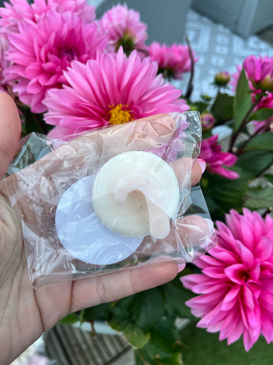 Candy cane wax tart