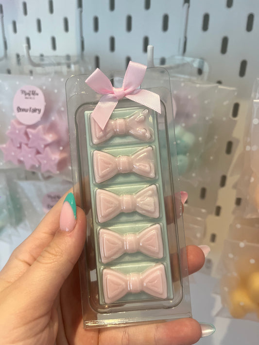 Mint Bleu snap bar
