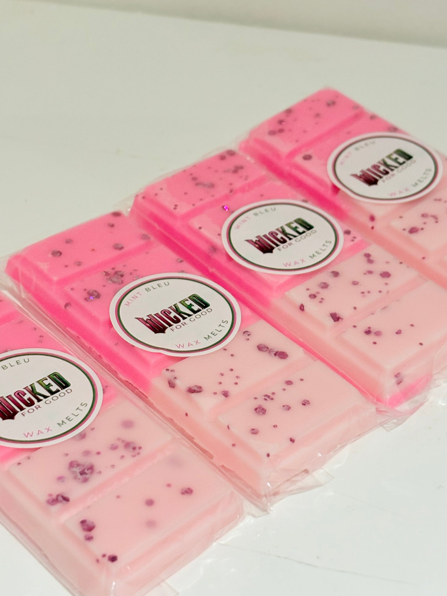 Obsessulated snap bar