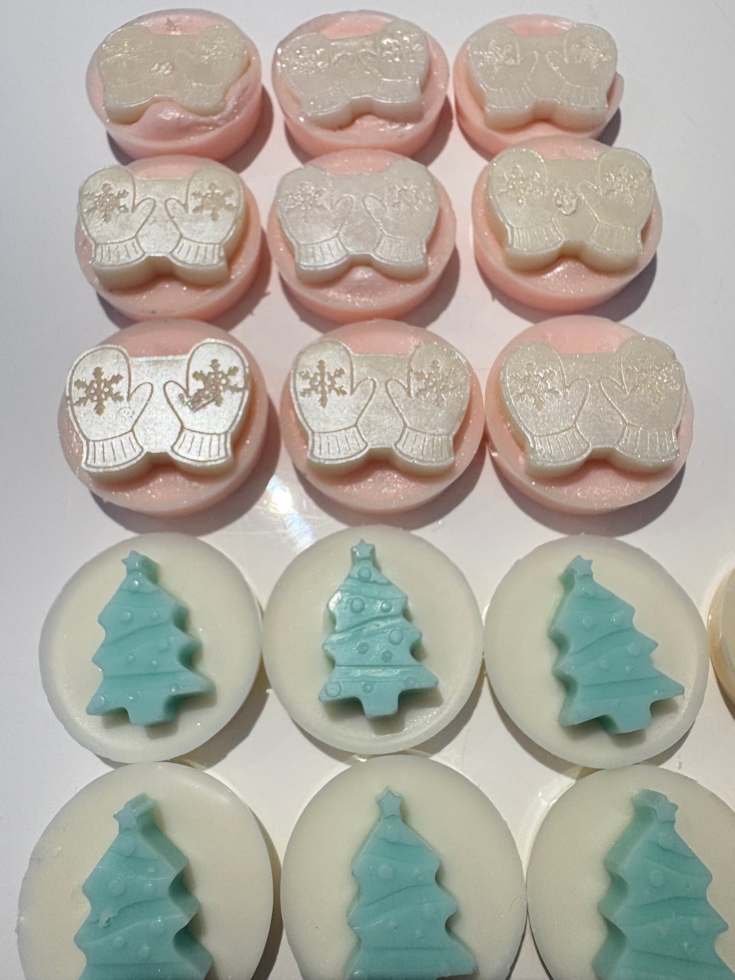 Cashmere & Snowflakes wax tart