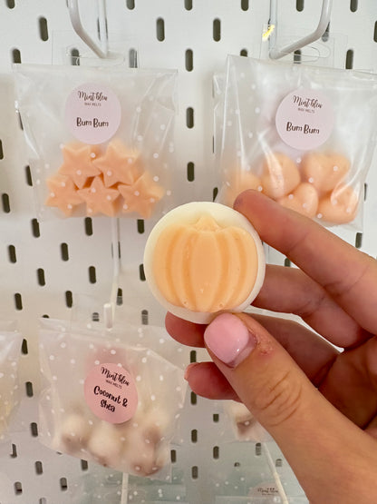 Pumpkin spice wax tart
